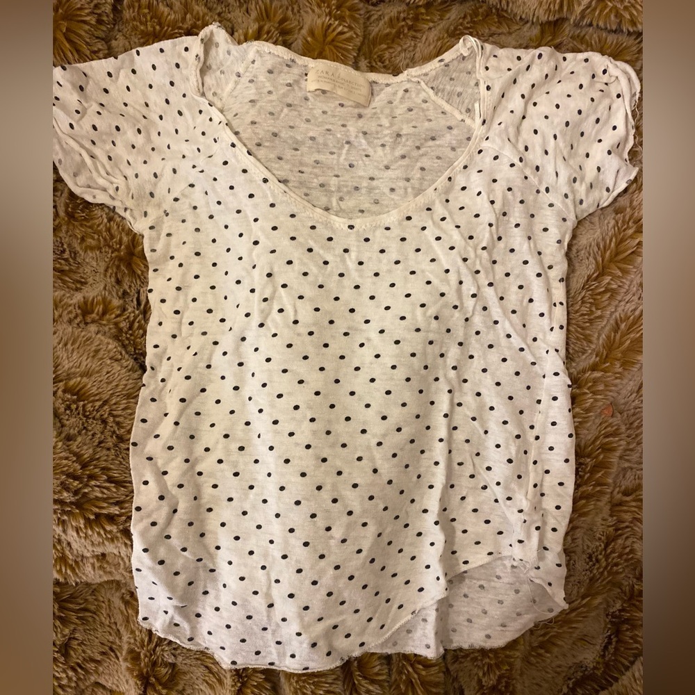 Gently used Zara linen short sleeve polka dot tee shirt